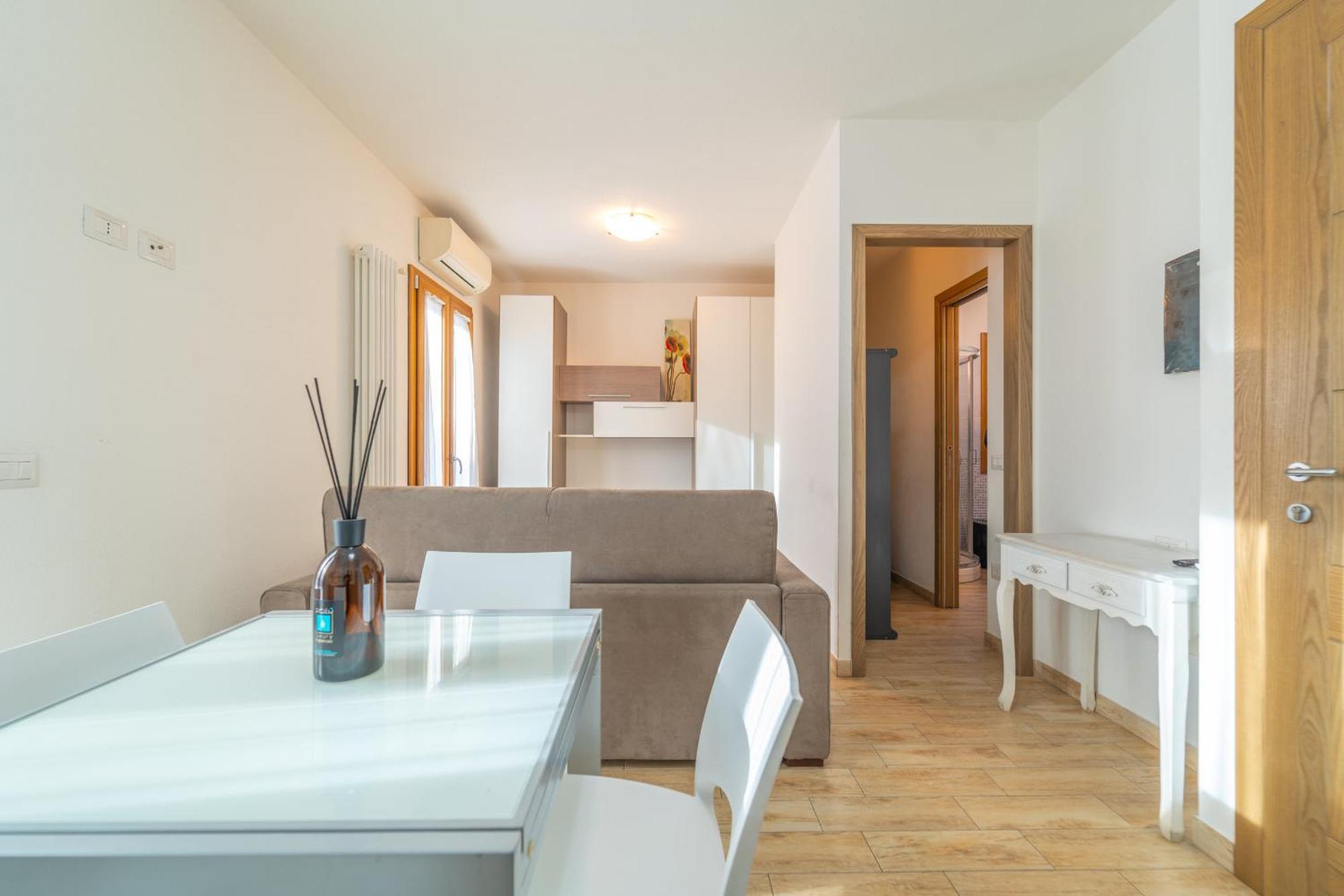 Brorent-casa Chic Olbia